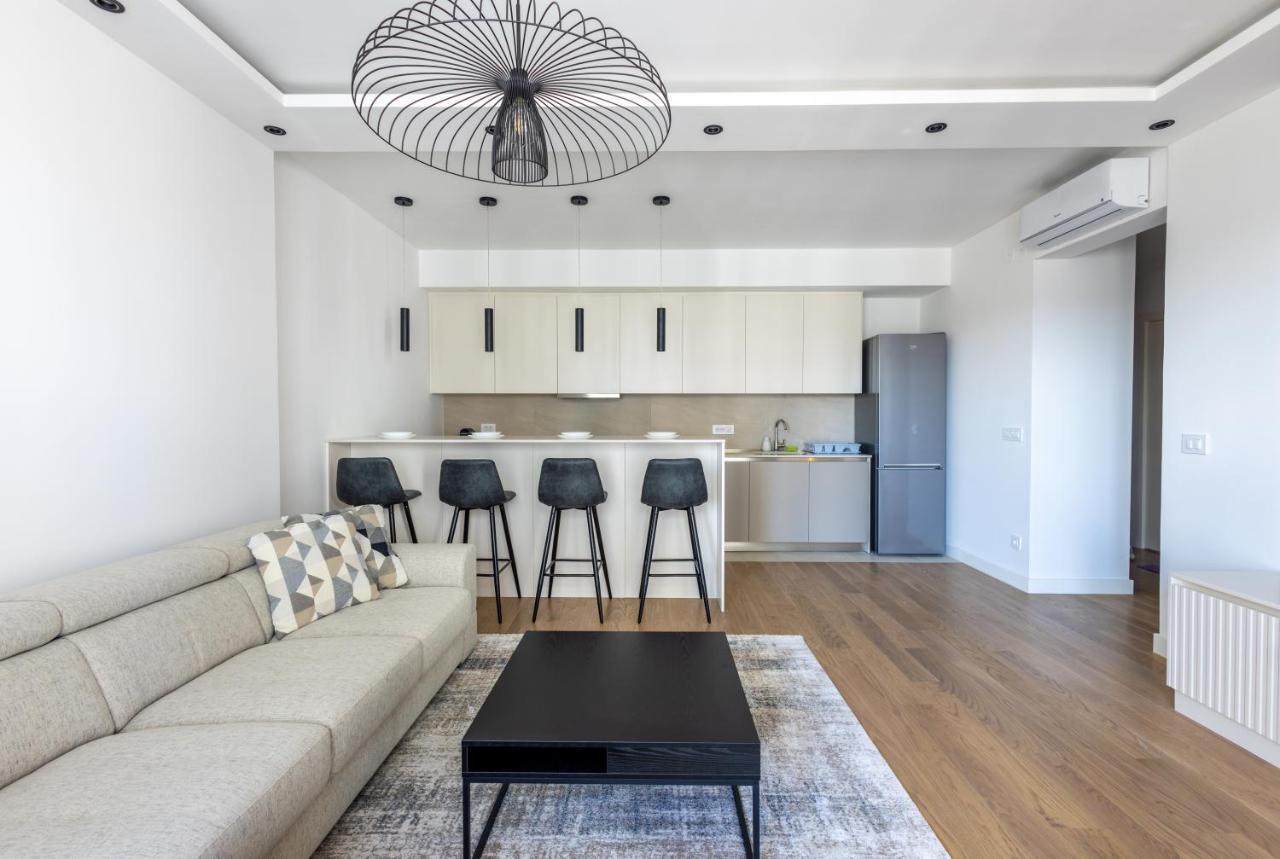 Terra Luxe Residences Sajmiste Bagian luar foto